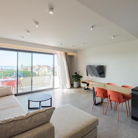 דירות חאניה Sky-High 70Sqm Penthouse W. Stunning Views - 05 מראה חיצוני תמונה
